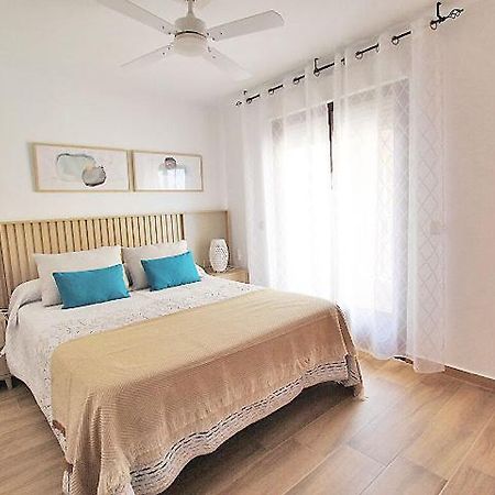 Apartamento Europa Primera Linea De Playa Guardamar Appartement Guardamar del Segura Buitenkant foto